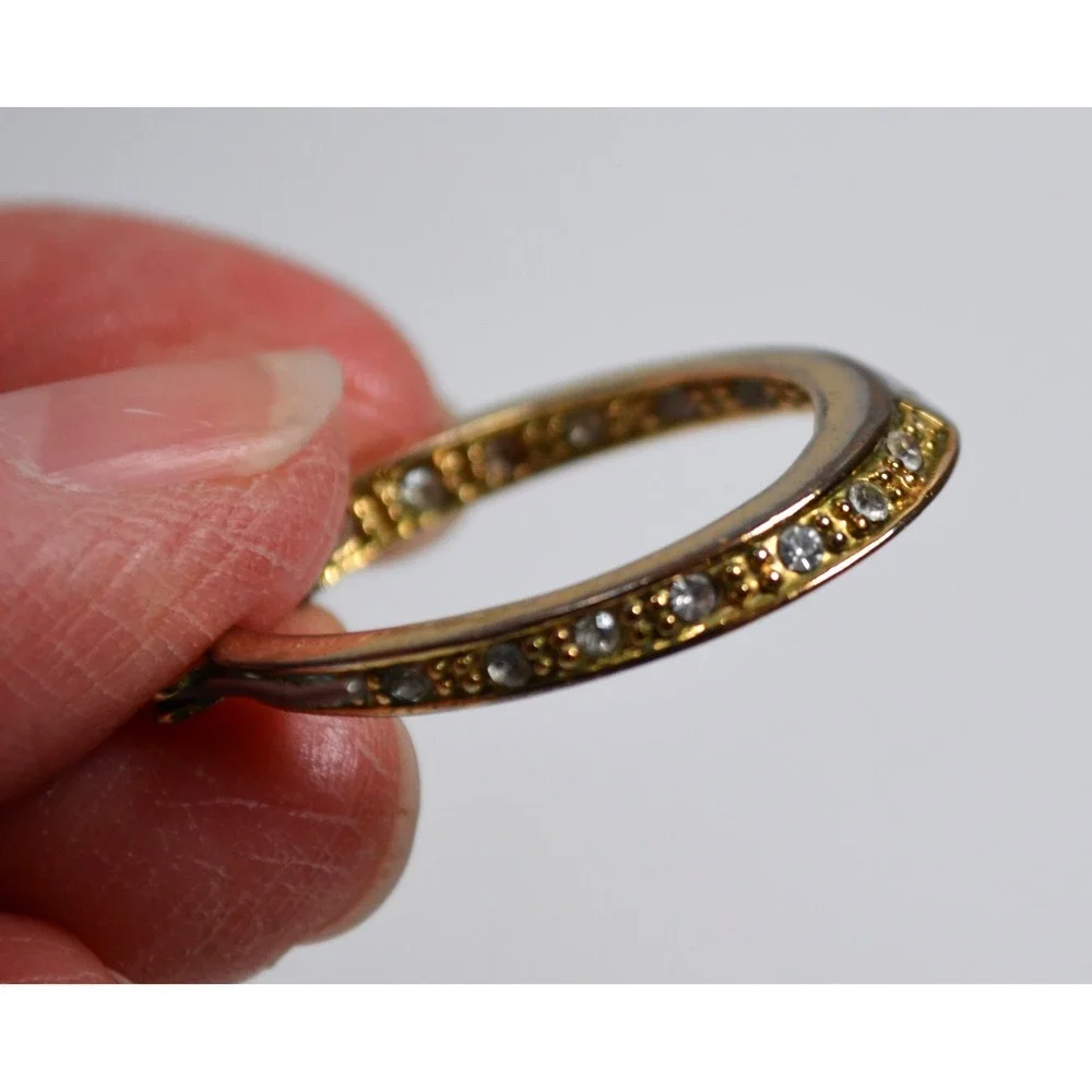 Vintage Gold Tone w/ Clear‎ Rhinestone Oval Hoop Earrings 1.25